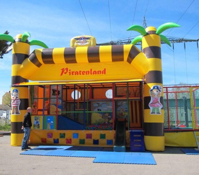 Spielmobil Piratenland Verleih